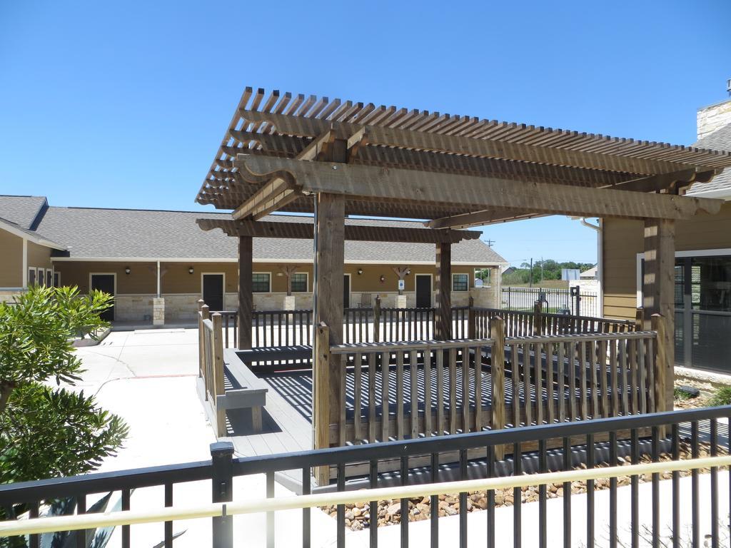 The Lodge At Kenedy Exterior foto