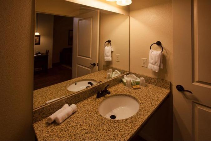 The Lodge At Kenedy Exterior foto